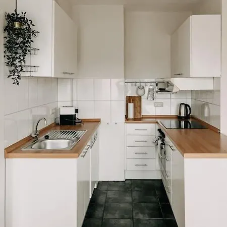 Ruhig, Zentral, Messe Nah! Be3l * Essen