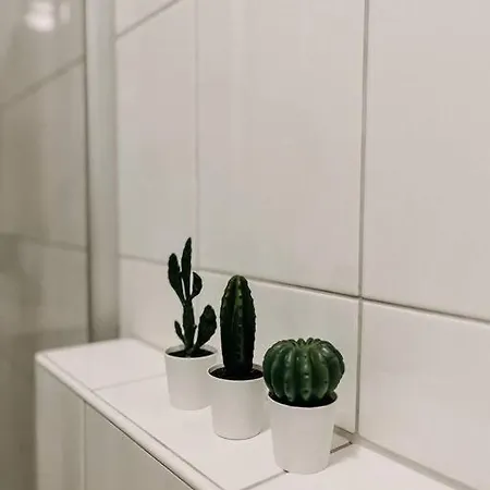 Ruhig, Zentral, Messe Nah! Be3l * Эссен